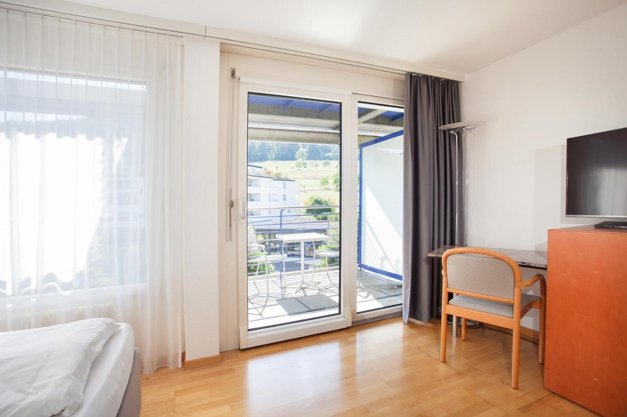 Guesthouse Zurzach - Self Check-In Exteriör bild
